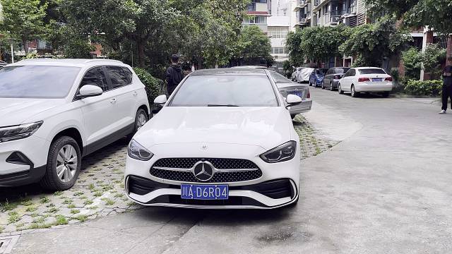 有梦想，切勿辜负，人生选C，不迷路，奔驰C260L运动版