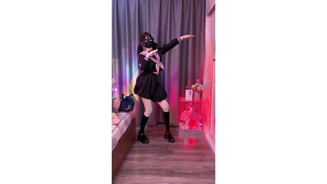逆水寒小雞舞