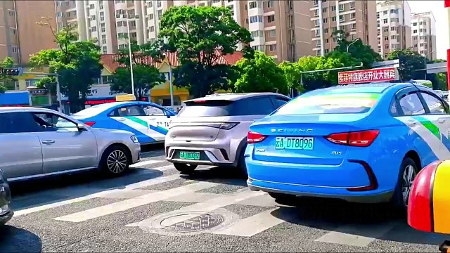 电动汽车电量不足时有什么表现？