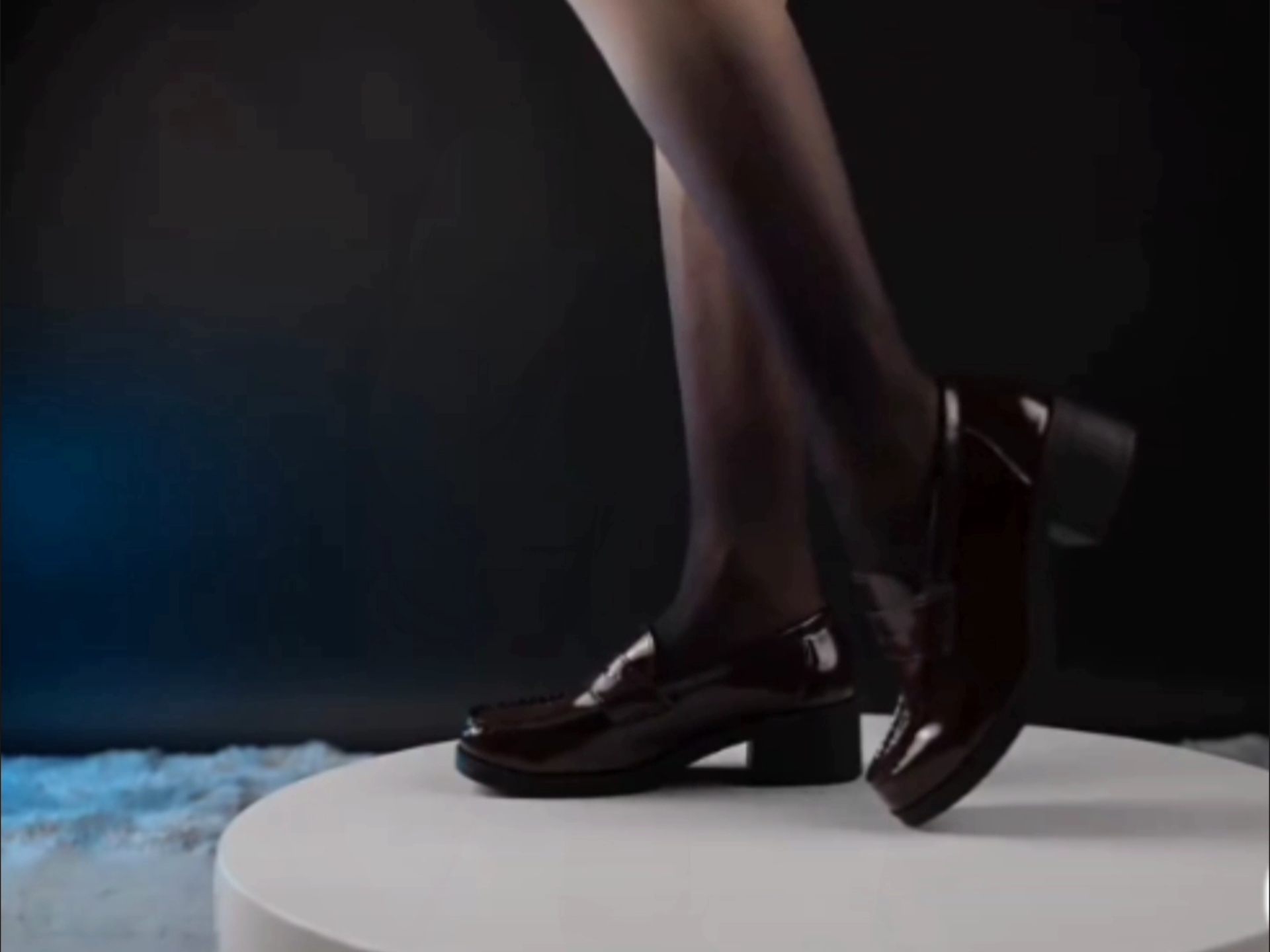 时尚穿搭-漂亮小皮鞋