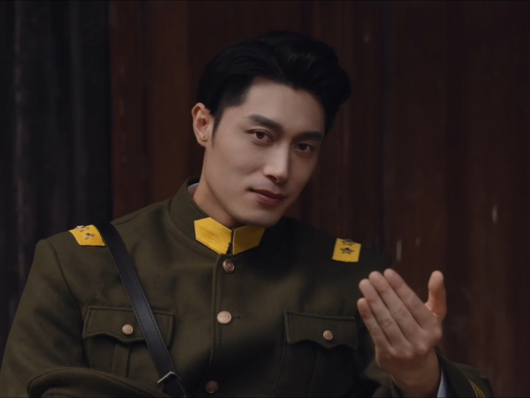 过来，给你二大爷请个早安