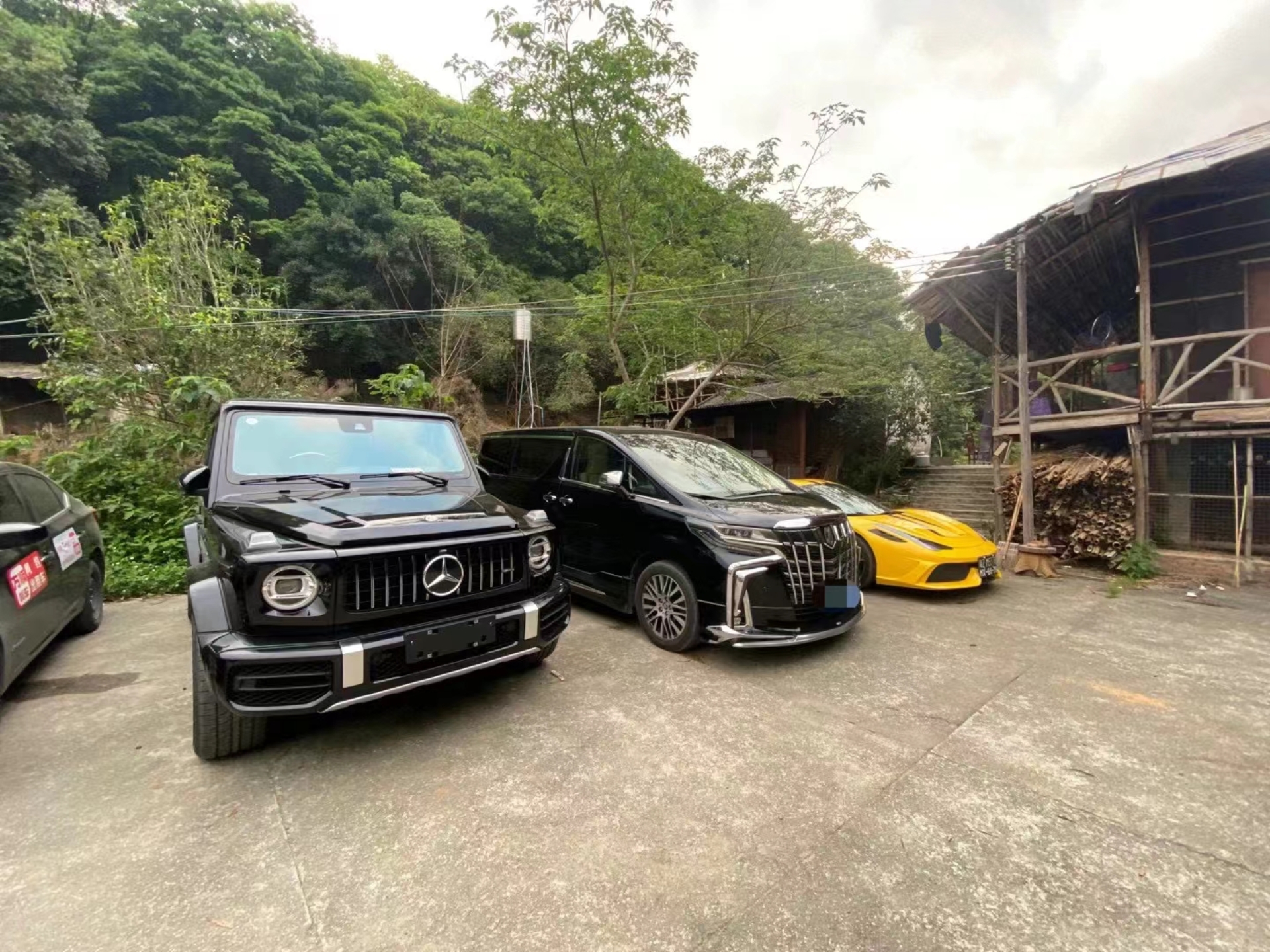 穷在闹市无人问，富在深山有远亲一样的道理