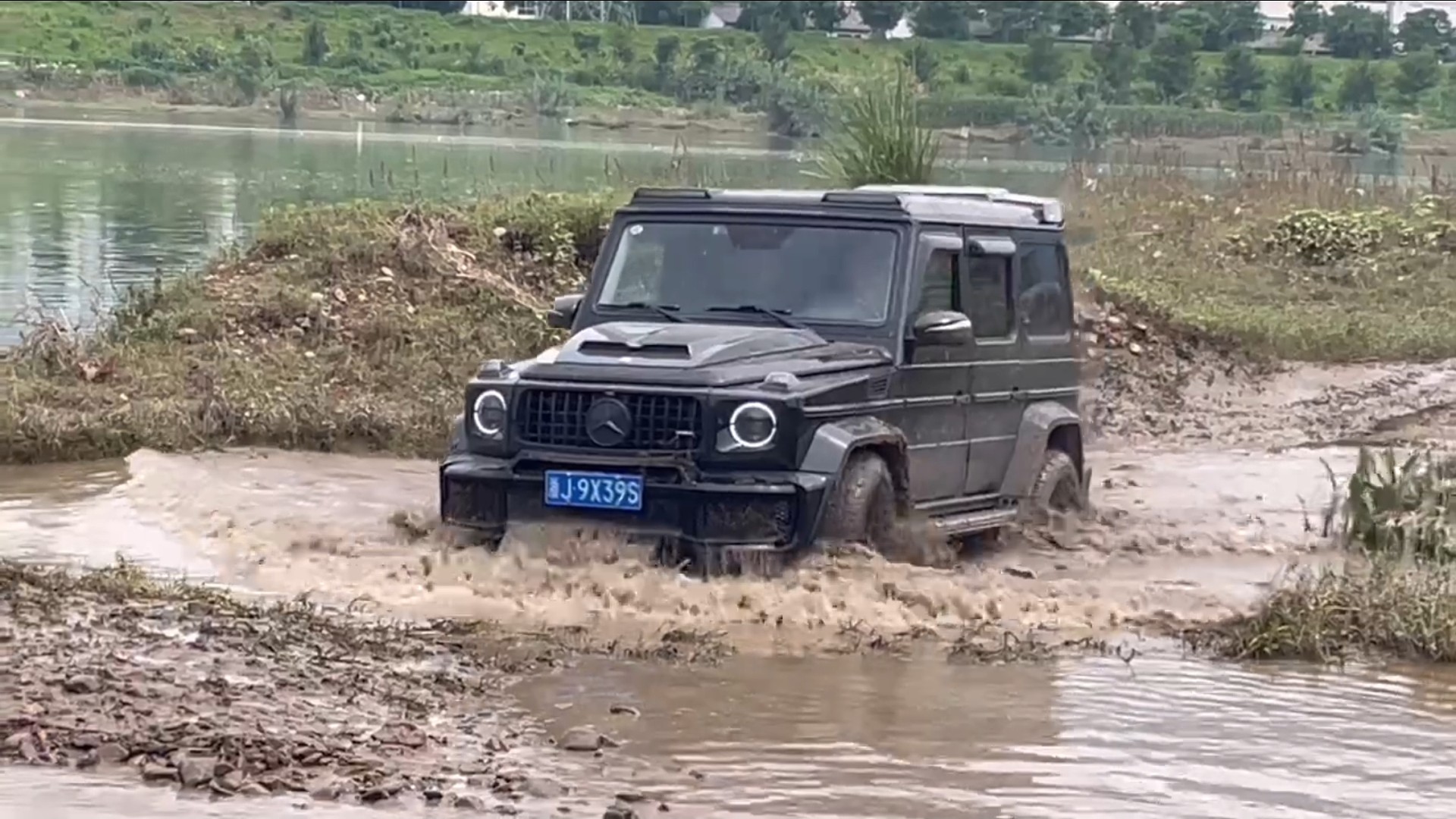 跟着牧马人车队撒野一整天