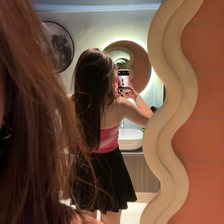 嘿嘿嘿浅浅拍一下