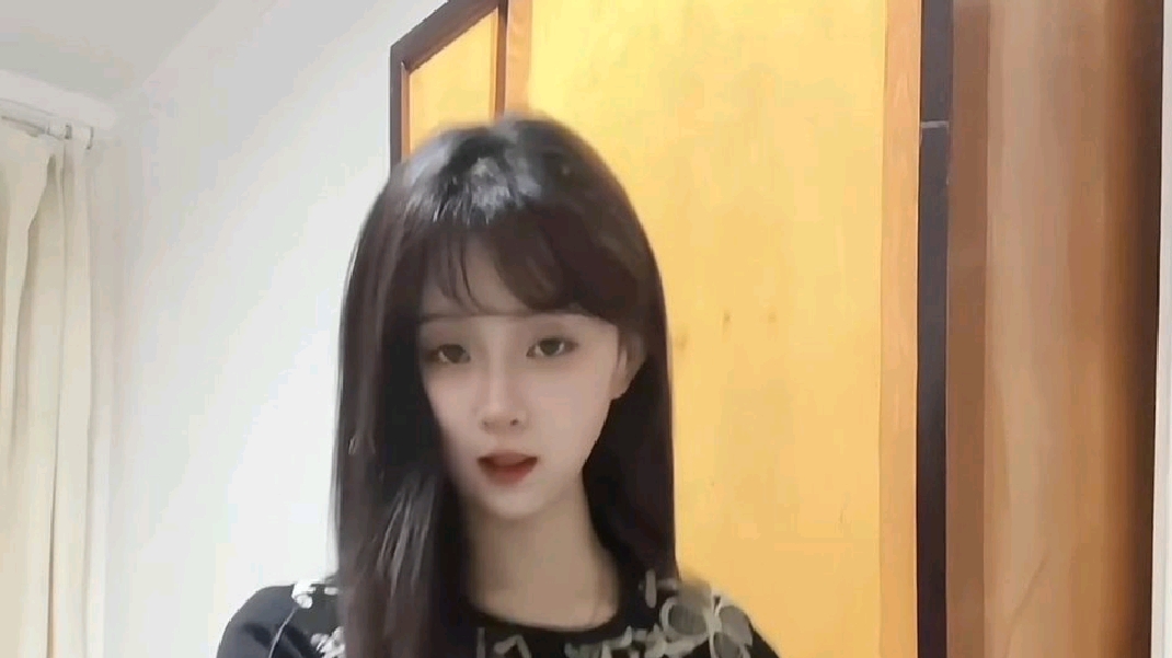 你一天一口一个亲爱的对方