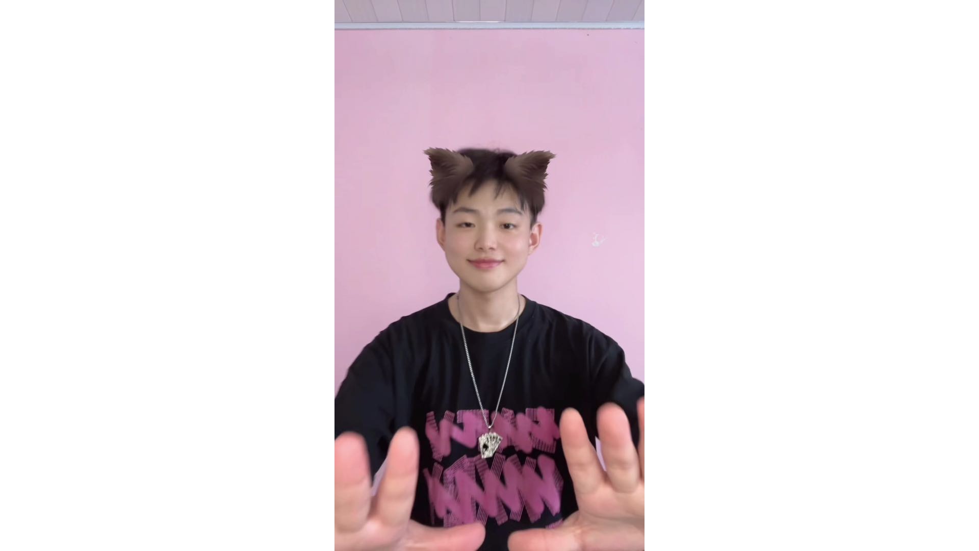 嘿嘿，这个手势舞好玩~