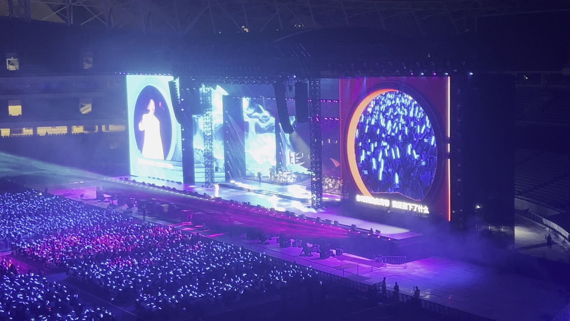 #凤凰传奇，南昌站