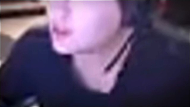 绝境中不要慌，AWEQA R！ 闪现向前！要淋雨咯！