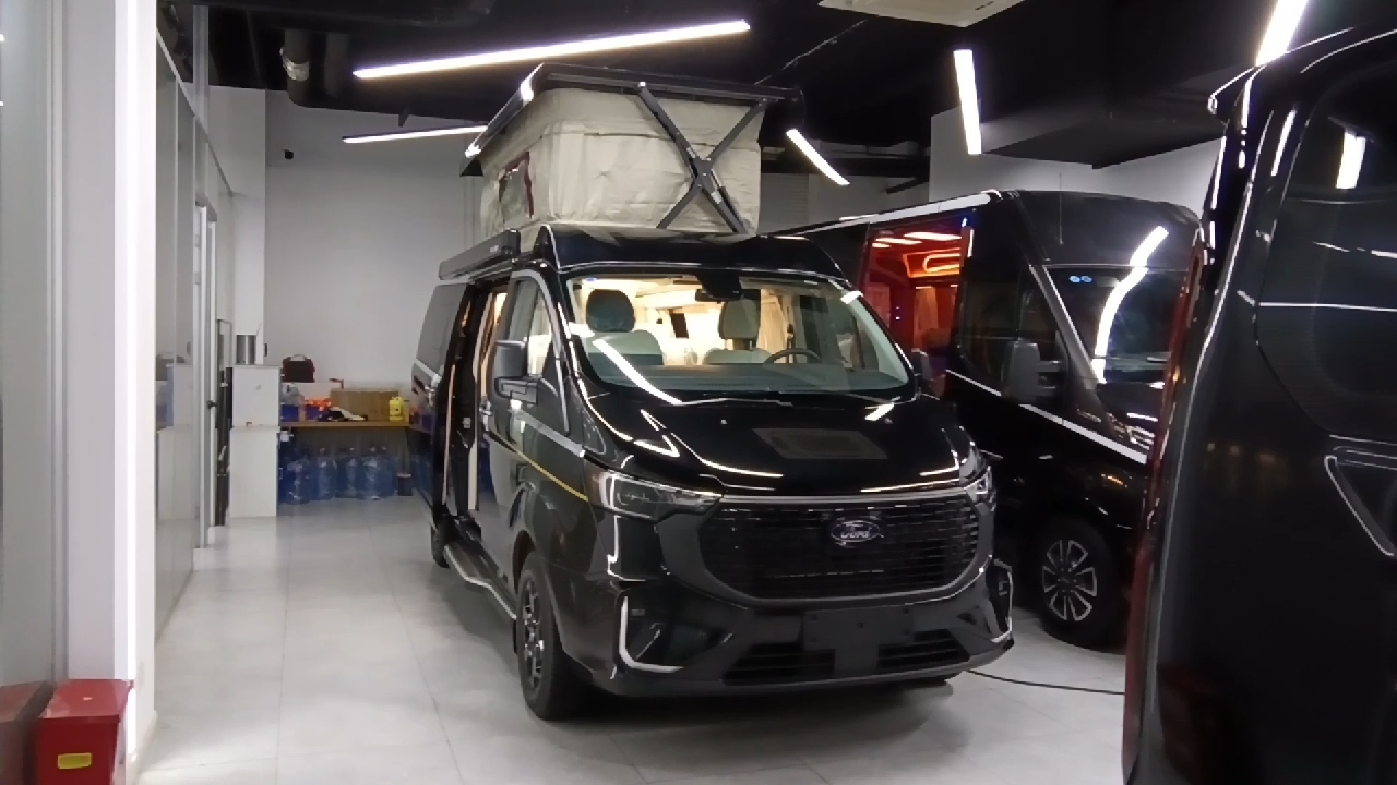 福特全顺改装商务车6座也是b型房车商务两用特别完美