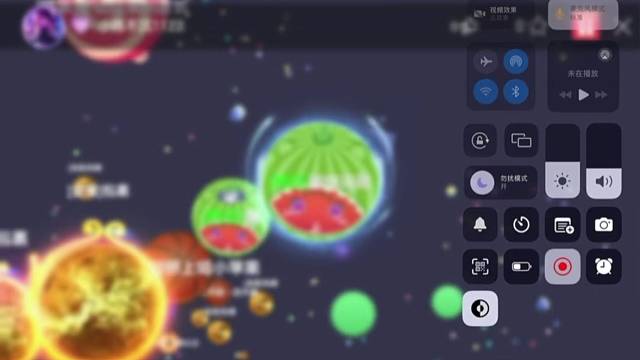 手搓球球 时刻开播