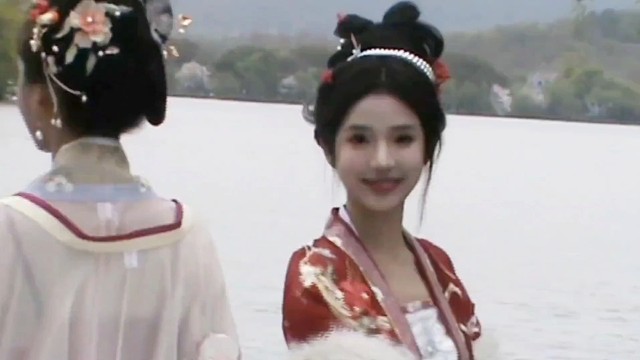 古风美女，终于知道古代为什么有那么多昏君了