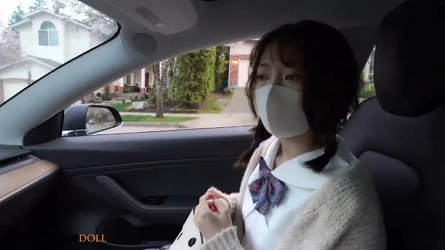 那天看着她的侧脸，我也曾想过永远