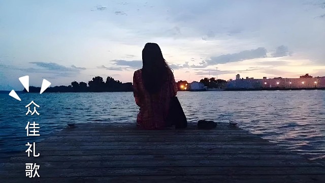生活難，心事更難說(shuō)，遍體鱗傷后還要笑對(duì)人生各