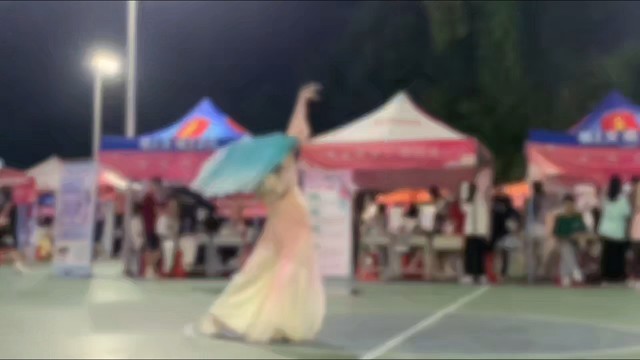 人總是在無限懷念青春