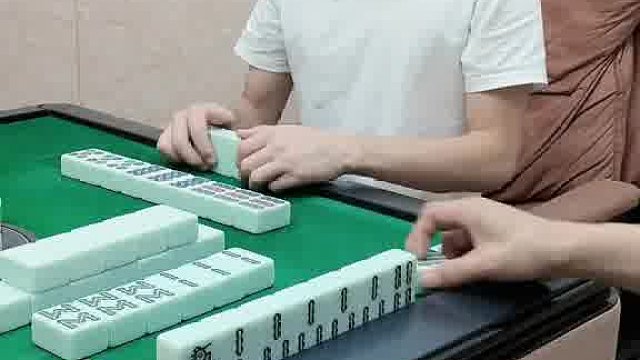 哦吼！廣水精神小伙。列牌杠的還快活社？