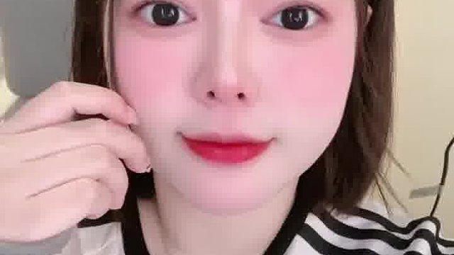 電影要和我一起看，劇情要和你一起聊~