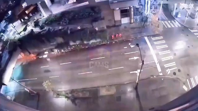 當(dāng)一條路經(jīng)常出事故，就不是司機(jī)問題了，是路的問題！