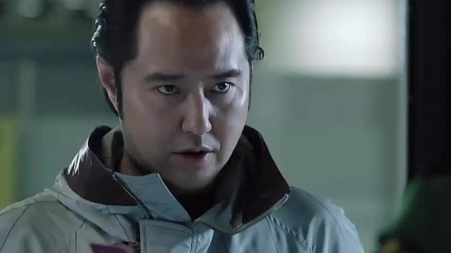 五本護照五個身份誰能攔得住趙公子呢
