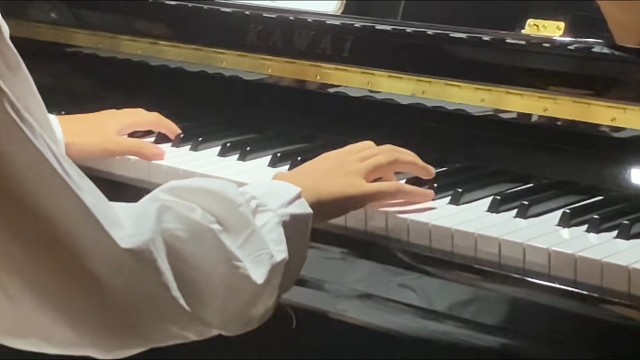 閑來無事，演奏一小段