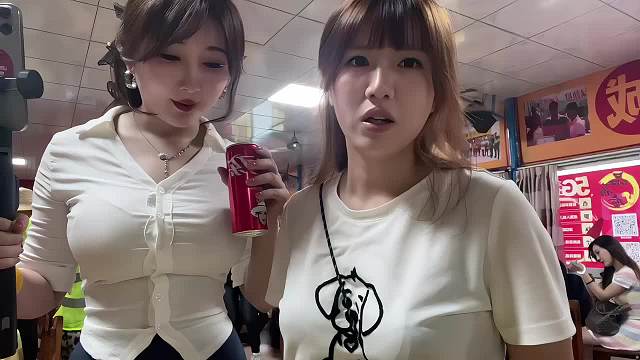 8.15 華創(chuàng)-豬豬小悠直播名場面