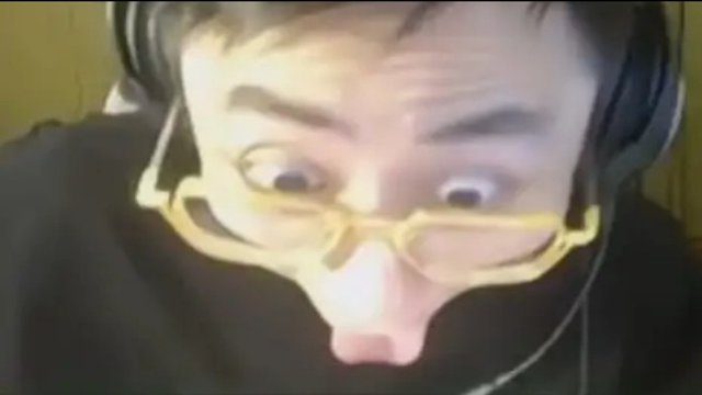 就因一句玩笑？3年兄弟情彻底决裂！水晶哥直播破防，蛋总一句话点明真相！