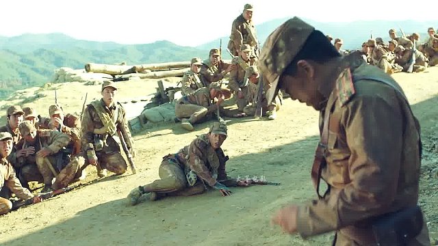 新兵第一次上戰(zhàn)場就踩中了地雷