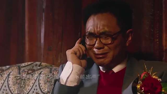 殺人犯逃亡20年的心路歷程，被大鵬給演絕了！導(dǎo)演：不像演的哈哈哈??！ 電影第八個嫌疑人上映