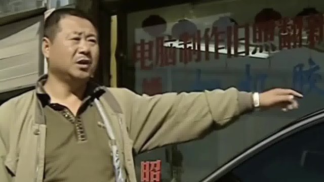 是真的艮啊 就是個艮人 最后這個手勢太好笑了 哈哈