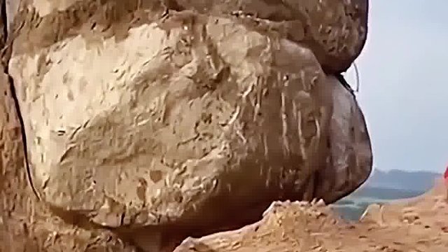 這石頭也太大了
