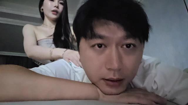 提議去富婆家玩鬧
