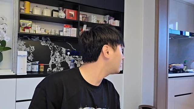 喝銀耳羹補充能量