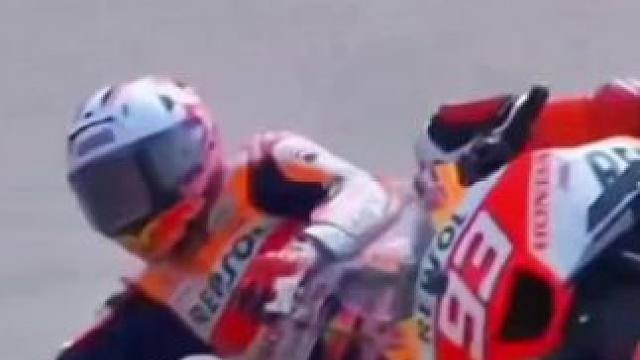 #motogp #大神控車 #滑胎過彎 #93號(hào)馬奎斯 #危險(xiǎn)動(dòng)作請(qǐng)勿模仿