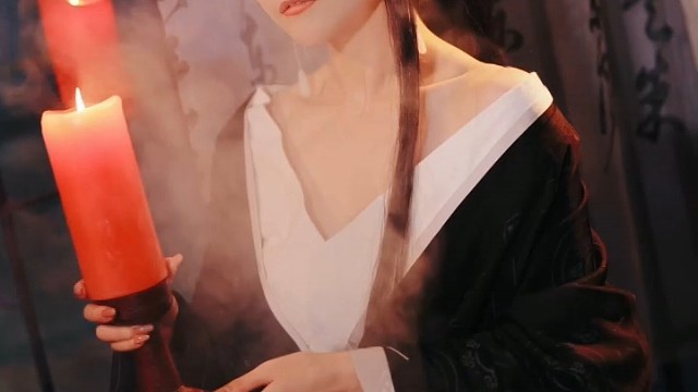 模仿秀美女