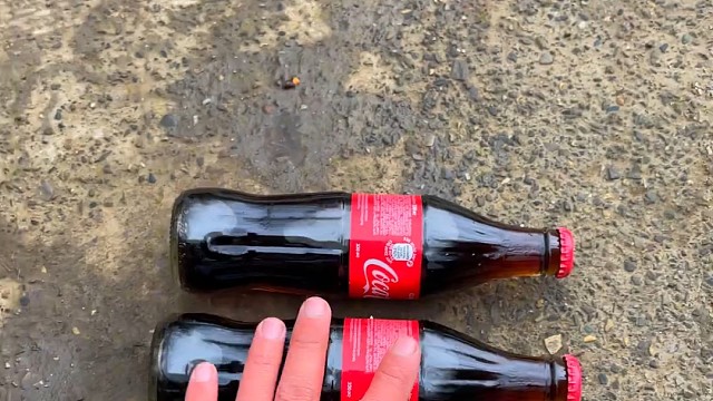 樓梯滾瓶子爆破解壓時刻