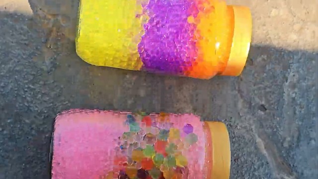 樓梯滾瓶子爆破解壓時刻