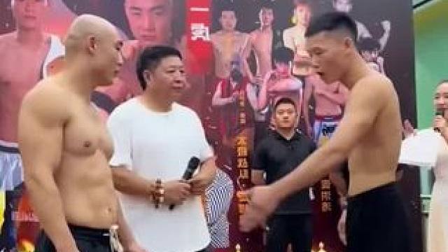 趙子龍vs武僧一龍，兩人擂臺打急眼引發(fā)群毆#格斗 #自由搏擊
