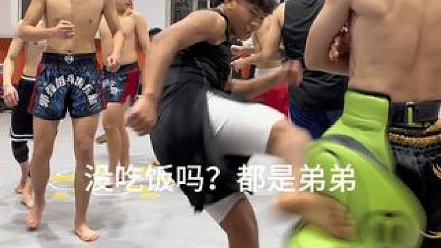我還沒有發(fā)力……你就倒下了