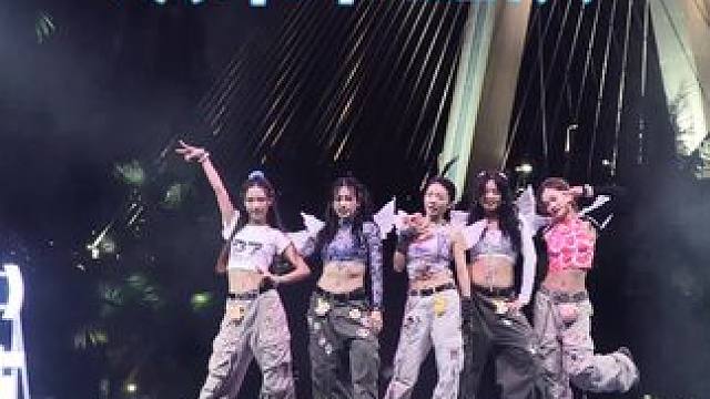 歡樂節(jié)路演ETA #路演直拍 #閃閃發(fā)光的少年 #kpop女團