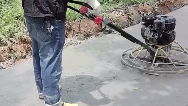 路面我們是專業(yè)的