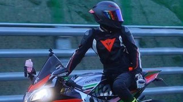 你總以為機(jī)會無限 所以從不珍惜眼前#aprilia