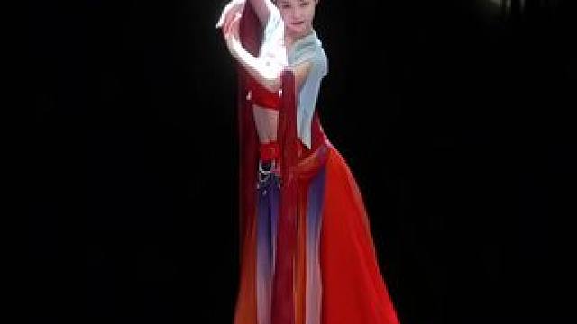 屬于中國(guó)人自己的那份美《踏雪歸集》 #踏雪歸集 #敦煌 #向全世界展示中國(guó)舞 #飛