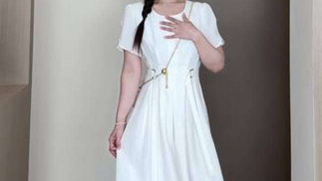 梨形微胖身材穿長(zhǎng)裙超美的 #140斤穿搭 #梨形身材 #遮肉顯瘦 #長(zhǎng)裙控 #夏天穿什么