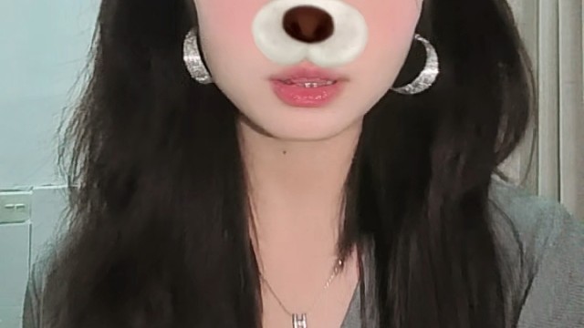 04女大學(xué)生