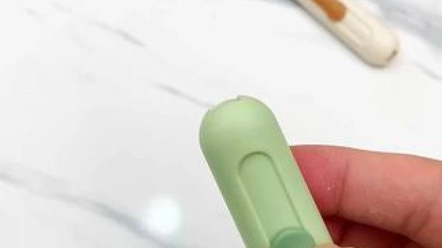 二合一穿針引線器 二合一穿針引線器 二合一穿針引線器 二合一穿針引線器拆線器老人近視專用穿針手工專用