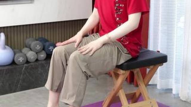這兩個(gè)動(dòng)作可以救很多人，希望大家傳遞下去，讓更多的人受益#運(yùn)動(dòng)康復(fù) #老年人腿部鍛煉方法#膝關(guān)節(jié)康復(fù)
