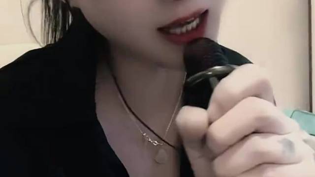 莫名的感覺(jué)自己有點(diǎn)難受