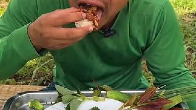 泰式?jīng)霭桴r牛雜 #美食 #戶外美食 #泰國美食 #內(nèi)容啟發(fā)搜索