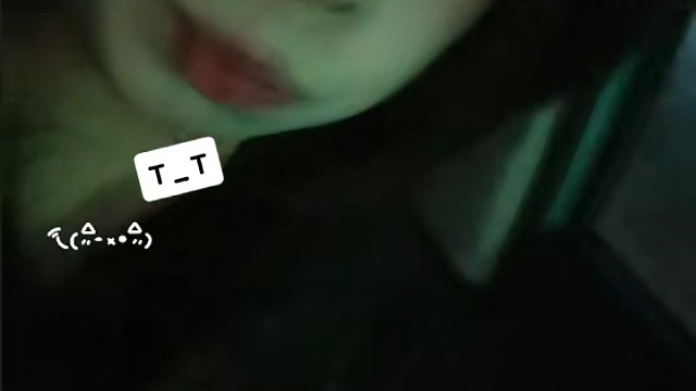甜妹臉，辣妹心，張嘴一口辣條音