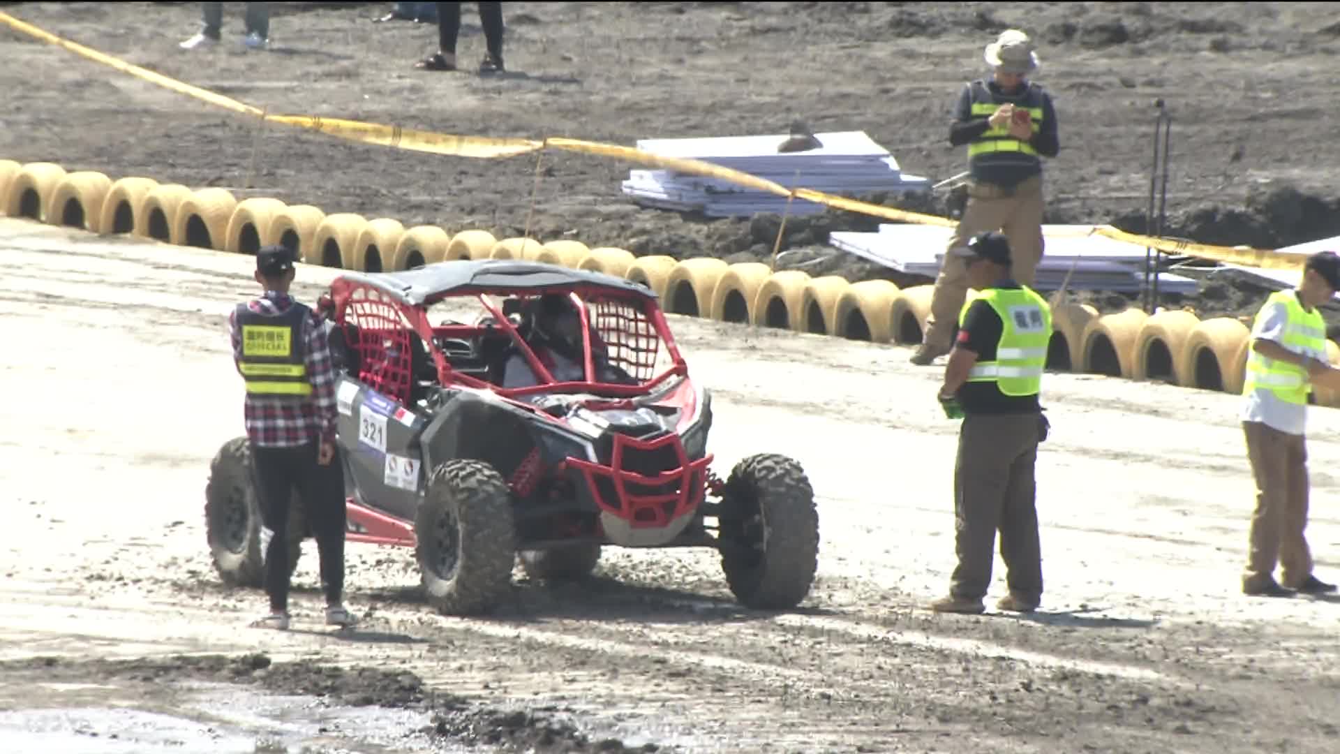 大脚车预警！中国场地越野车锦标赛1