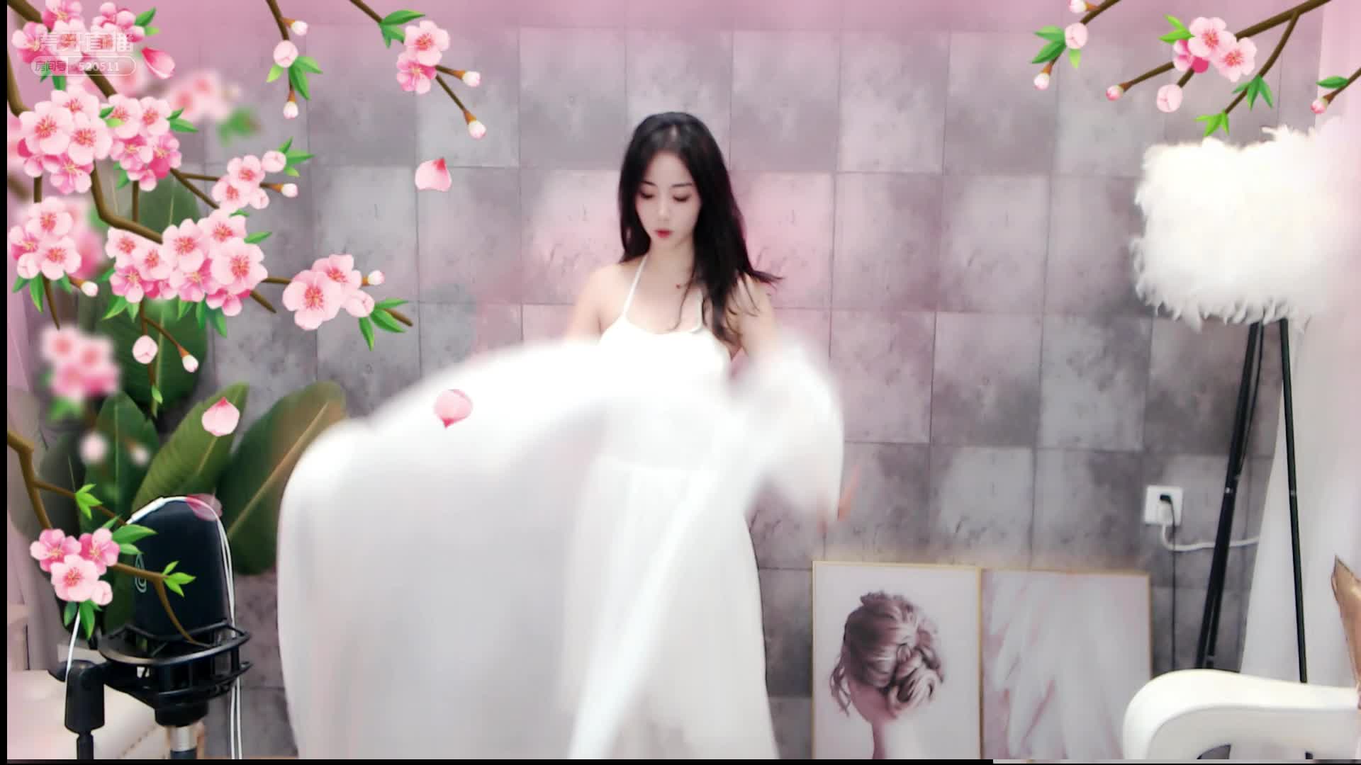 幼夏：那些年我们一起追过的火辣的女孩